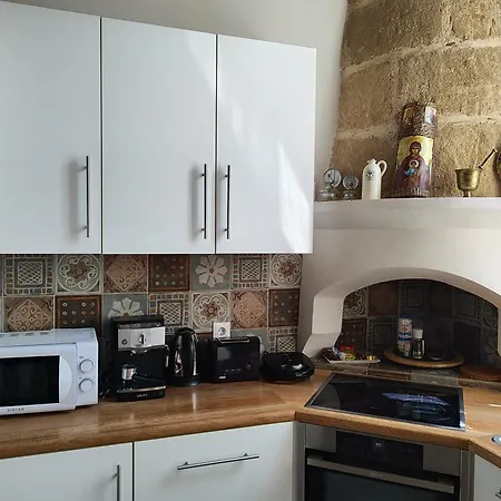 Flora's Traditional House *