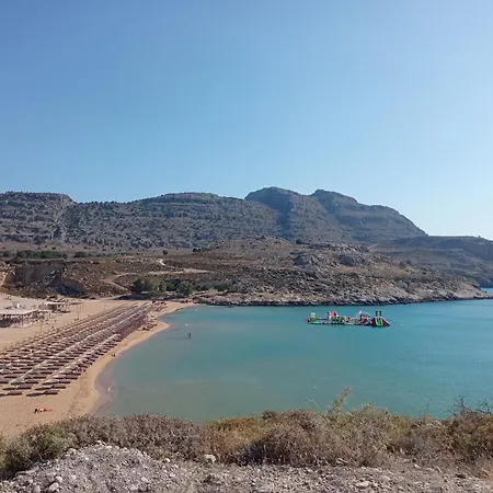 Flora's Traditional House Ferienhaus Malona Village