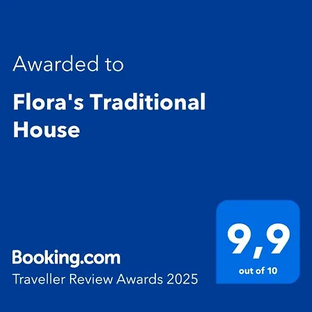 Flora's Traditional House 펜션 Malona Village