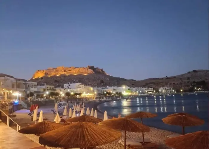 بيت للعطل Flora's Traditional House