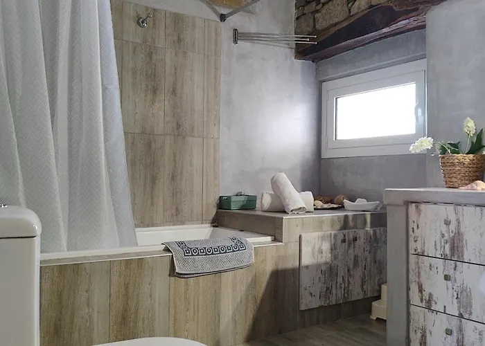 بيت للعطل Flora's Traditional House