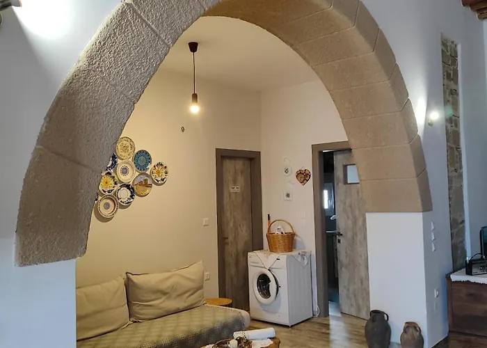 펜션 Flora's Traditional House