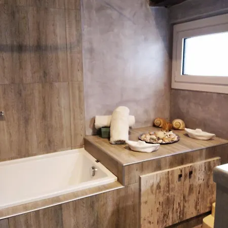 Flora's Traditional House Casa vacanze Malona Village