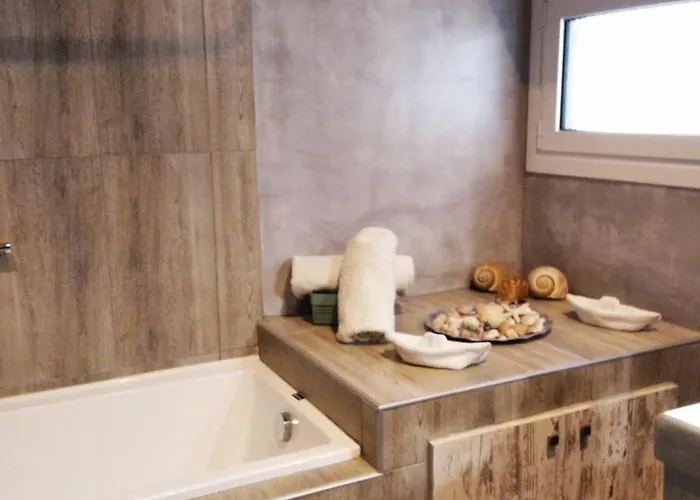 Flora's Traditional House Дом отдыха Malona Village