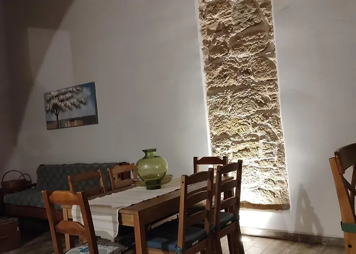 Σπίτι διακοπών Flora's Traditional House *