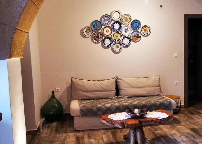 Σπίτι διακοπών Flora's Traditional House Μάλονα Village