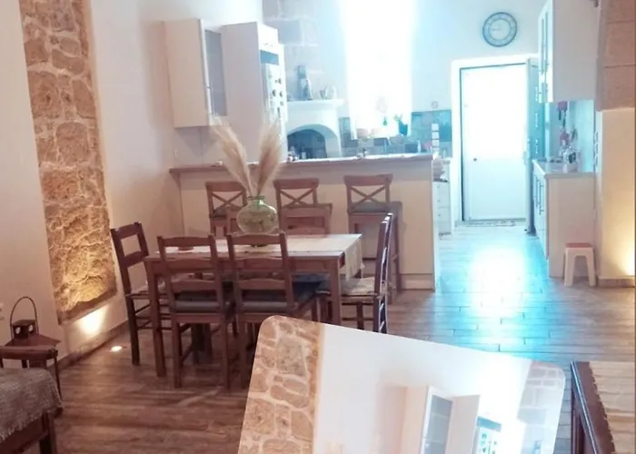 Σπίτι διακοπών Flora's Traditional House *
