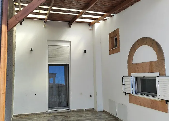 Flora's Traditional House * Μάλονα Village