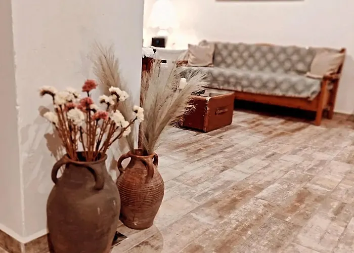 Flora's Traditional House Σπίτι διακοπών *