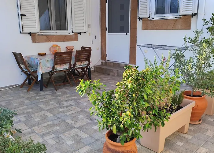 Σπίτι διακοπών Flora's Traditional House *